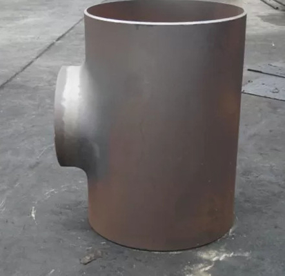 La camiseta igual 3&quot; 5&quot; 10&quot; del acero de carbono del ANSI B16.9 ASTM A234WPB galvanizó la reducción de la camiseta