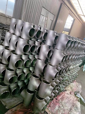 ANSI de acero A234 WPB 1/8&quot; de la camiseta de carbono de Q235 Q215 a 2&quot; galvanización caliente