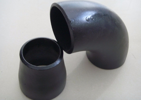 R1 R1.5 90 soldadura de extremo de la pintura del negro del codo A234 Wpb de la tubería de acero del grado 8&quot; inconsútil
