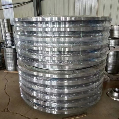 Las colocaciones ensanchadas de acero de carbono Pn500 ensanchan cara del FF galvanizaron el tratamiento superficial