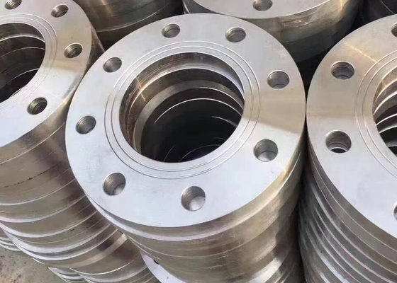 ASME Pn100 Dn100 forjó resbalón plano del reborde del acero de carbono en cuello aumentado de la soldadura de la cara