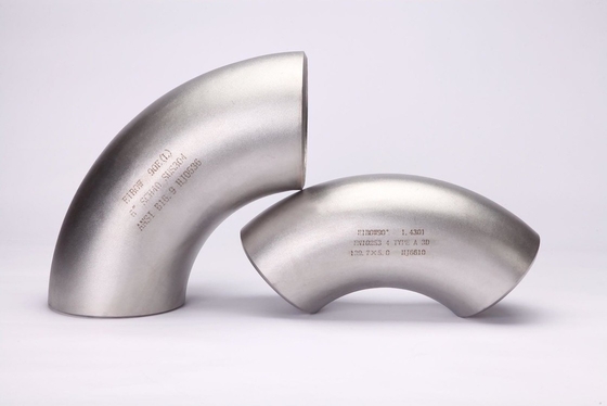 El codo de acero inoxidable de la soldadura de extremo de Astm A234 programa 40 Asme B16.9